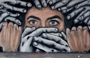 Kebebasan Menista atau Menista Kebebasan?